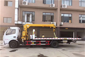 穆家峪附近汽车轮胎更换